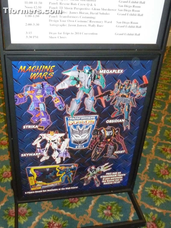 BotCon 2013   Convention Termination And Attendee Exclusives Figures Images Day 1 Gallery  (147 of 170)